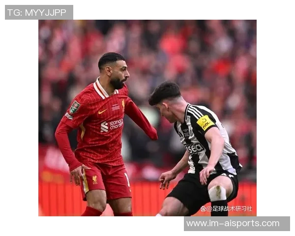 彭南特对利物浦不签右后卫表示失望希望球队能有替补球员坐板凳